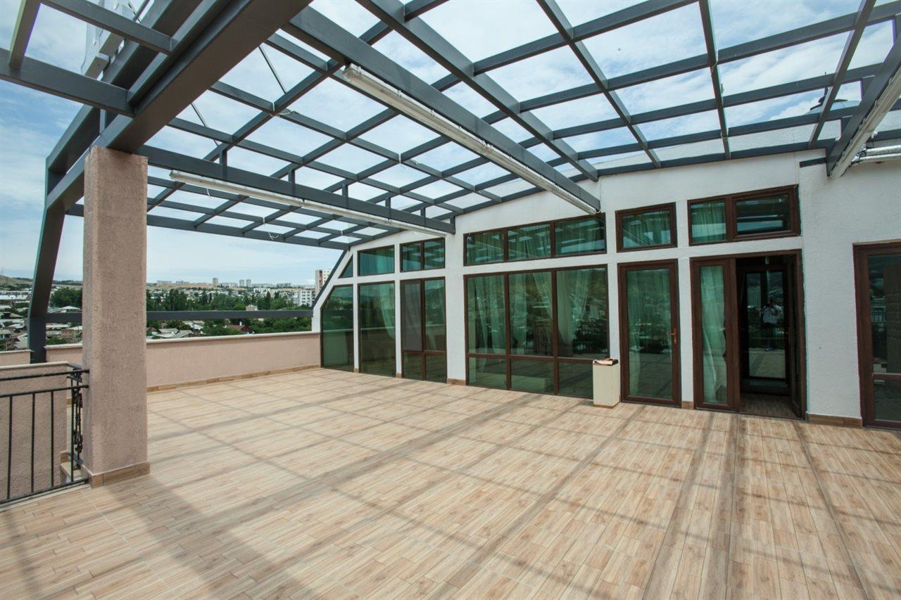 ホテル Gtm Plaza ティビリシ エクステリア 写真